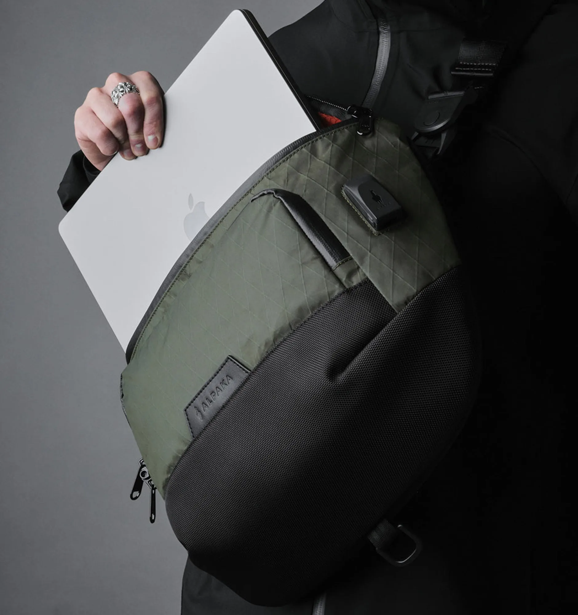 Alpaka Bravo Sling Max V2 X-Pac