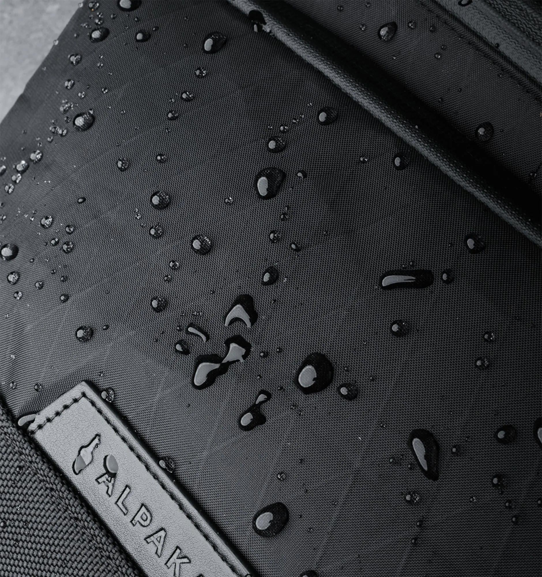 Alpaka Bravo Sling Max V2 X-Pac