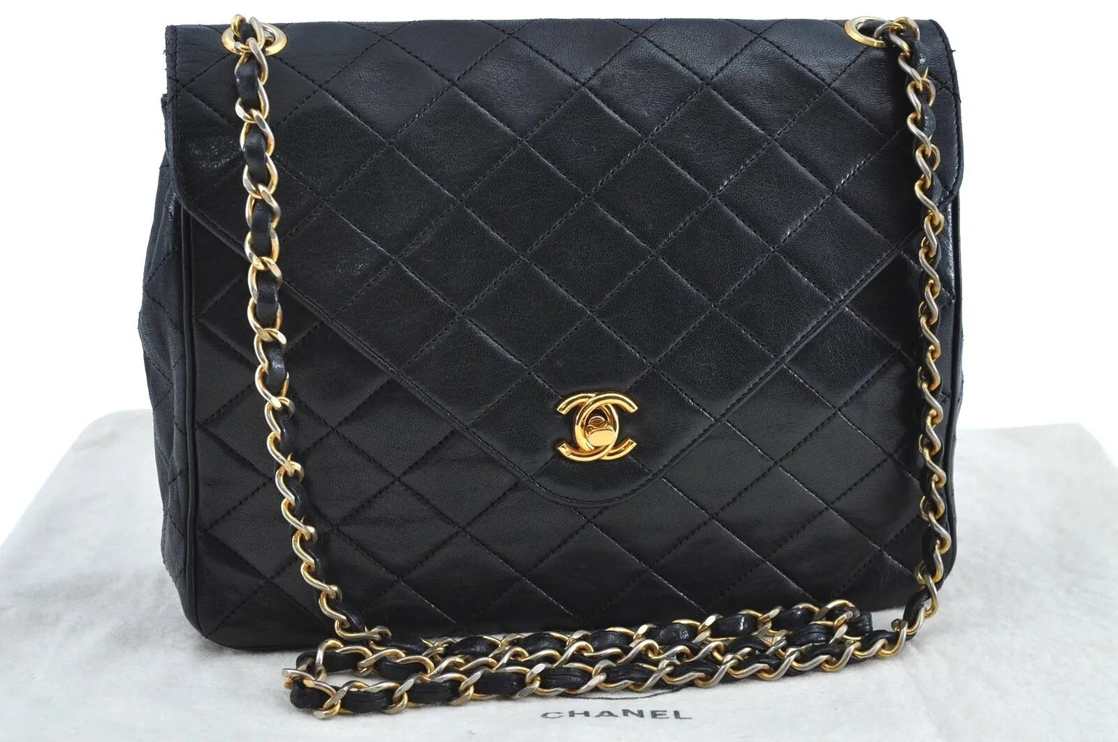 Auth CHANEL Lamb Skin Matelasse Chain Shoulder Cross Body Bag Black CC H3433