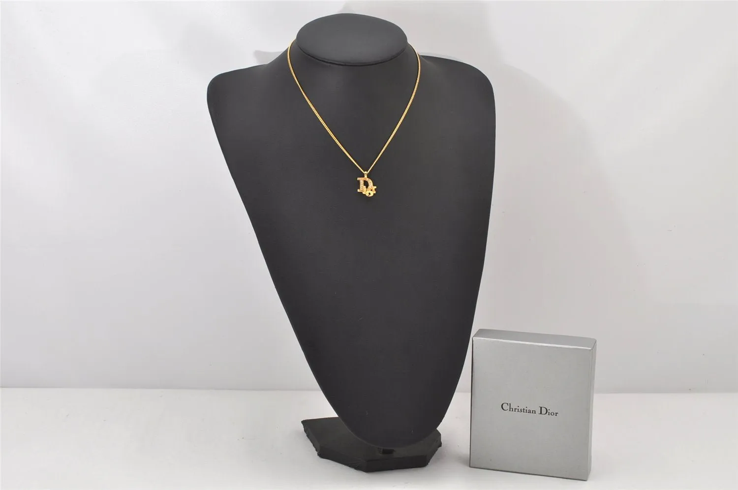 Auth Christian Dior Gold Tone Rhinestone Chain Pendant Necklace CD Box 4251K