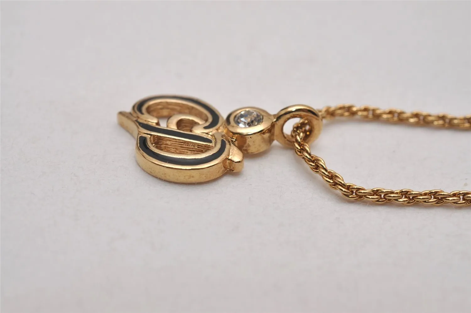 Auth Christian Dior Gold Tone Rhinestone Chain Pendant Necklace CD Box 8139I