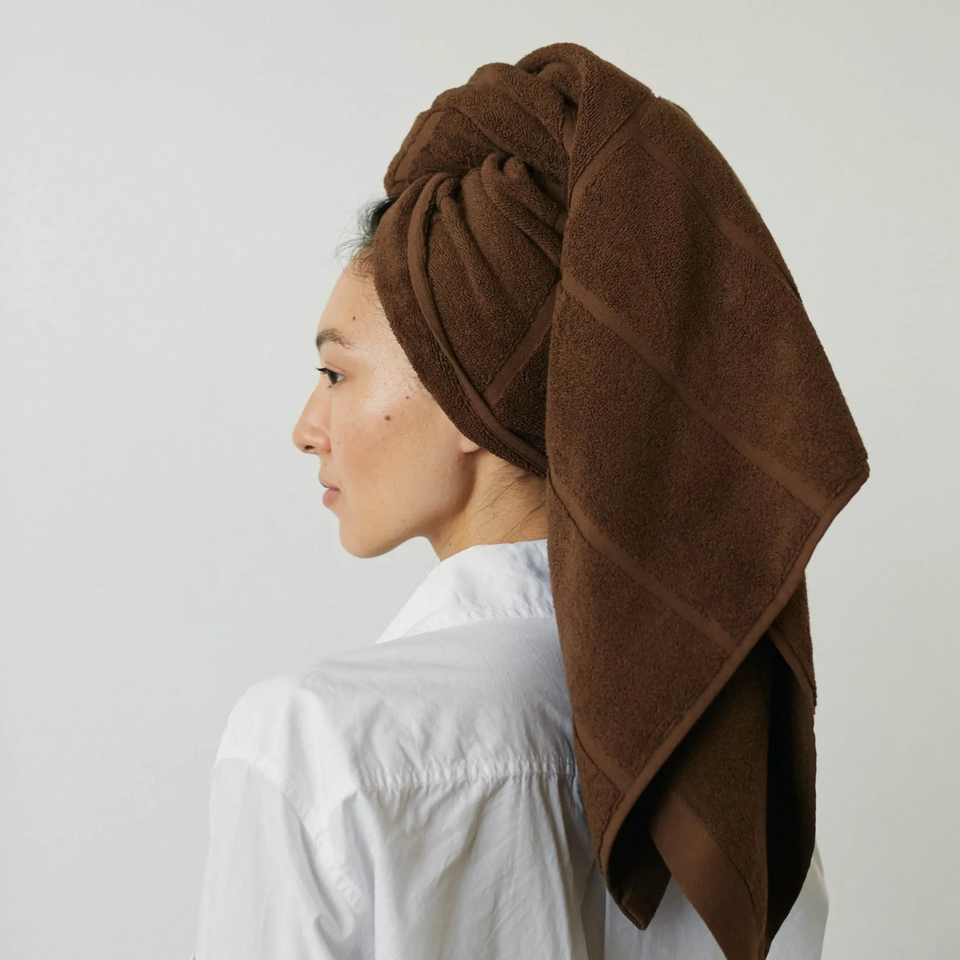 Baina | Greenwich Bath Towel in Tabac