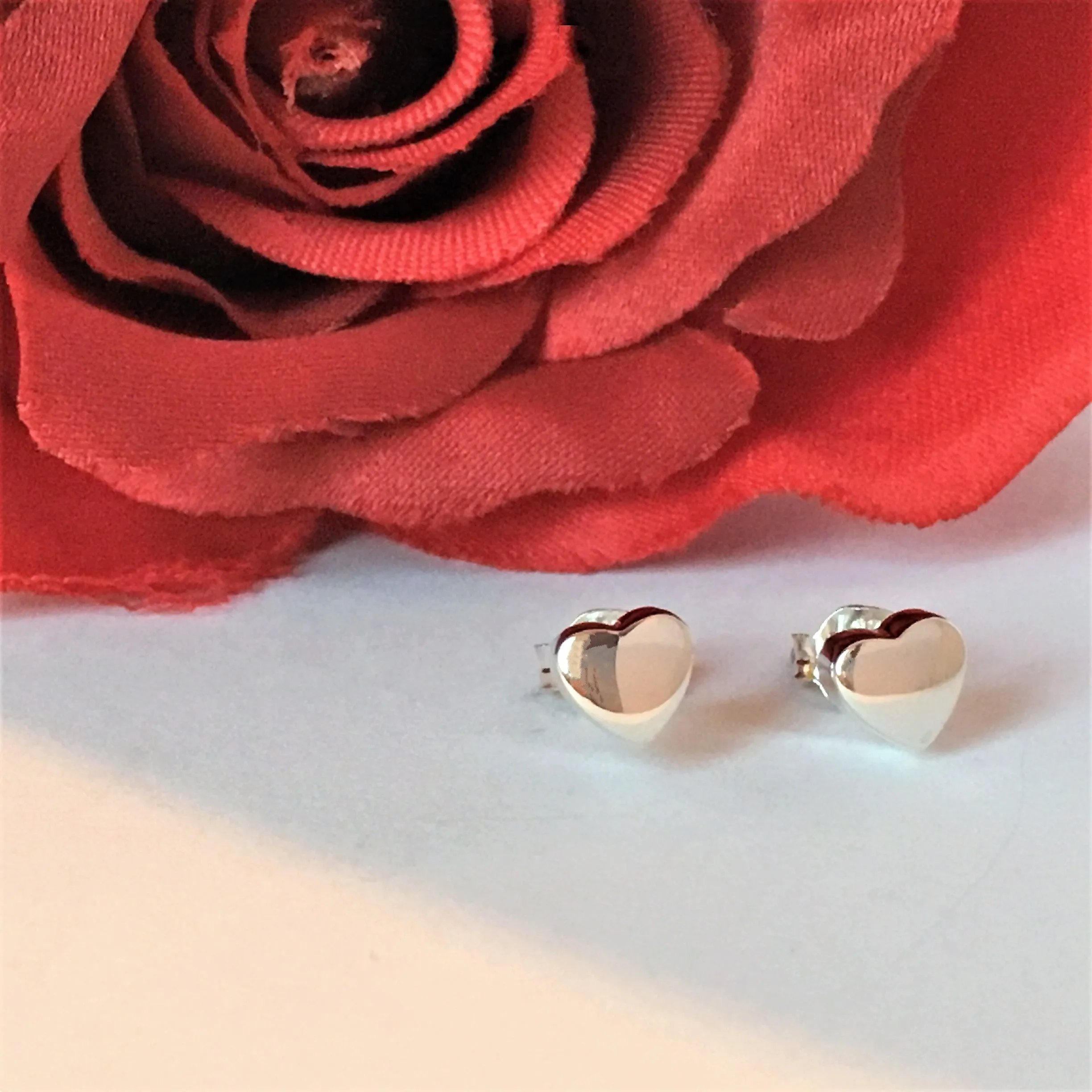 Heart Pillow Studs (Silver) - SE1362
